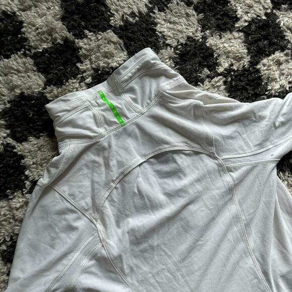 Lululemon Women's White and Grey Top - Picture 6 of 8